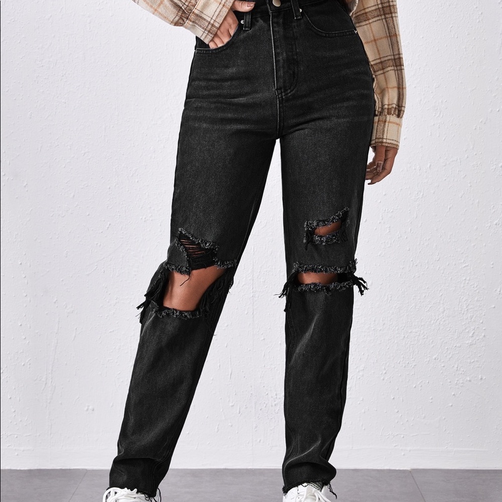 Black ripped jeans